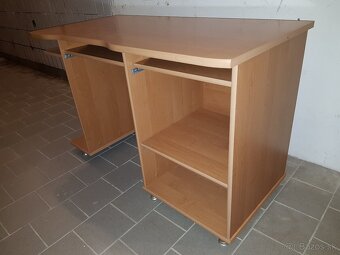 Predám PC Stôl 120x60. - 3
