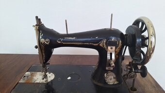 Šijací stroj BOBBIN - 3