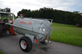 predam fekal,Cisternu 2200L - 3