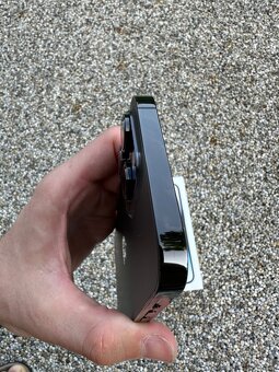 IPhone 14 Pro Max - baterie 92% - 3