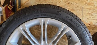 225/50 r17 - 3