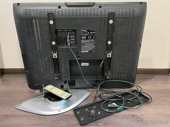 TV Panasonic s držiakom na stenu - 3