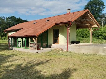 Dom s veľkým pozemkom - 3