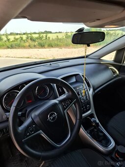 Opel Astra J - 3