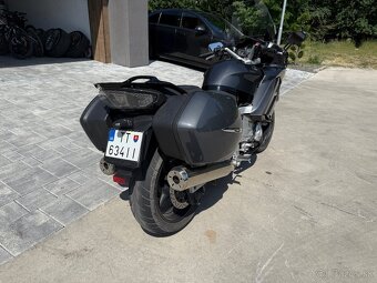Yamaha FJR 1300 - 3