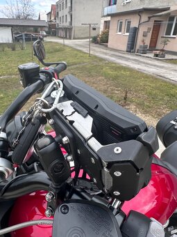 Navigacia na motorku Garmin Zumo XT - 3