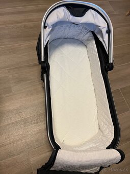 Predám kočík moon nuova 2020 spolu s vajíčkom cybex aton M - 3