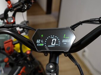 silná kolobežka Angwatt T1 3.0 - 3