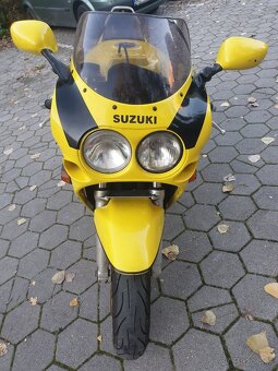 Suzuki gsx750r - 3
