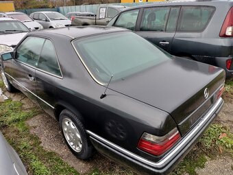 Mercedes benz w124 coupe - 3