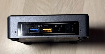 Intel NUC 7i3BNK mini počítač - 3