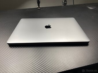 Macbook Air 2019 - Top Stav - 3