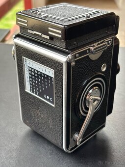 Rolleiflex 2.8E (80 mm f/2.8) - 3