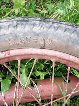 Koleso 19" perak - 3