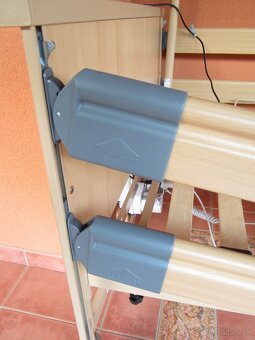 Polohovateľná elektrická posteľ - Zánovná - 3