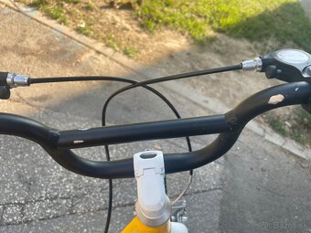 Bicykel Woom 3 so stojanom žltý - 3