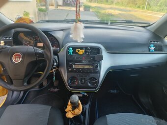 FIAT Punto - 3