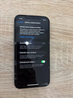 iPhone 11 64GB - 3