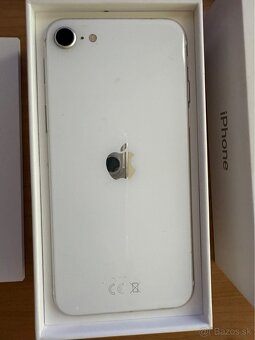 iPhone SE 2 - 3