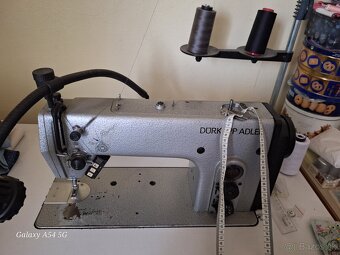 Predám priemyselný šijací stroj - 3