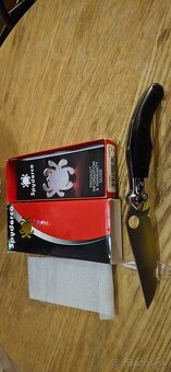 Predám Spyderco Hungarian - 3