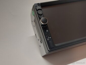 2DIN AUTORADIO -7" Dotykové-4x60W - /BT/USB/SD/AUX - MENU C - 3