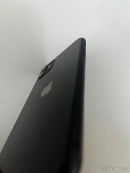 iPhone 11 - 3