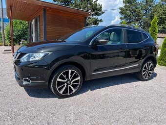 Nissan Qashqai 1.6 dCi 4x4-i Premier - 3