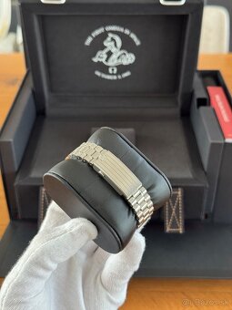 Omega Speedmaster - 3
