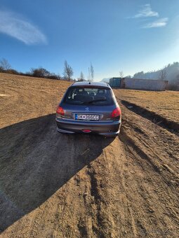 Peugeot 206 1.4i - 3