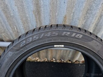 235/45 R18 Pirelli Sottozero 3 Zimne - 3
