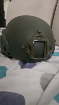 Airsoft helma - 3