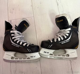 BAUER SUPREME VEĽKOSŤ 35 - 3