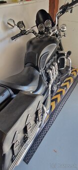 Triumph Rocket III - 3