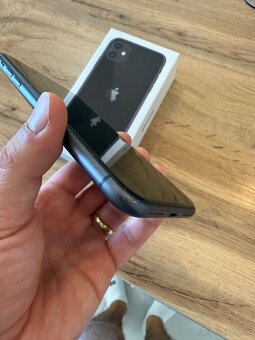 Iphone 11 black 64gb - 3