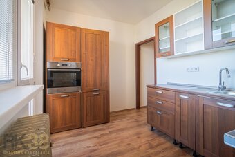 Menší 2-izbový byt na Starom Juhu neďaleko centra na predaj - 3