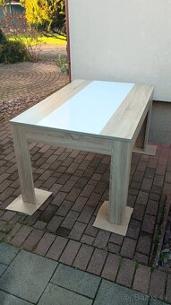 Jedálenský stôl - 3