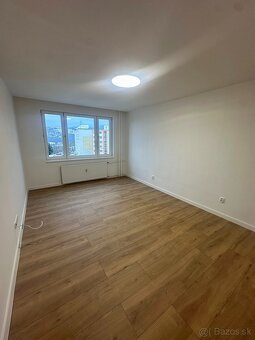 Kompletné zrekonštruovaný 3-izbový byt v Banskej Bystrici - 3