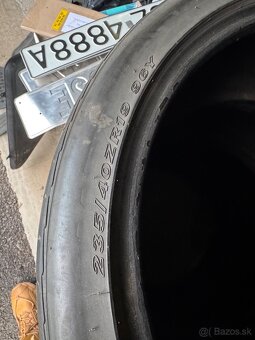 NEXEN 235/40 ZR19 4KS letné - 3