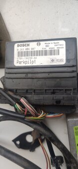 Mondeo MK 2 jednotky, motorček stieračov - 3