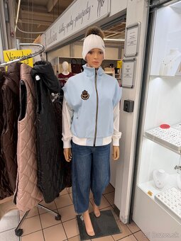 Figuriny a hlavy umelé. - 3