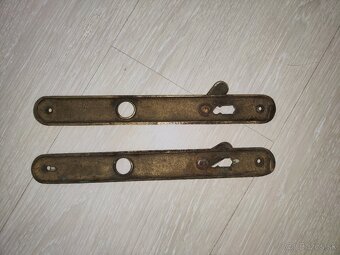 Mosadzné kryty zámku dverí - 3