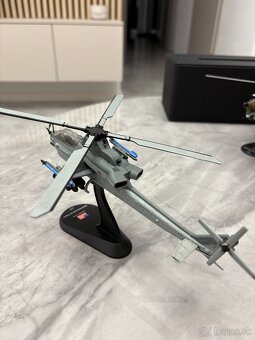 Model vrtulníku AH-1Z Viper - 3