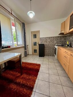 Na predaj veľký 3 izb. byt v spodnej časti Klokočiny. - 3
