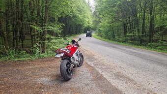 Yamaha r6 - 3
