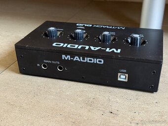 Externá zvuková karta M-Audio M-Track DUO - 3