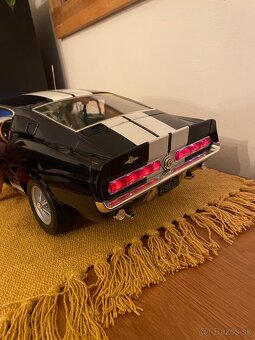 Ford Mustang shelby gt500 - 3