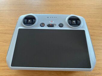 DJI RC ovládač v 100% stave + kábel - 3