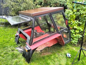 Kabína Zetor - 3