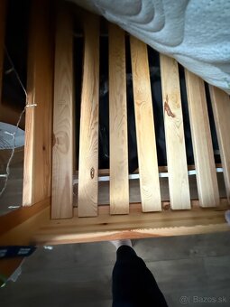 Drevená posteľ - 3